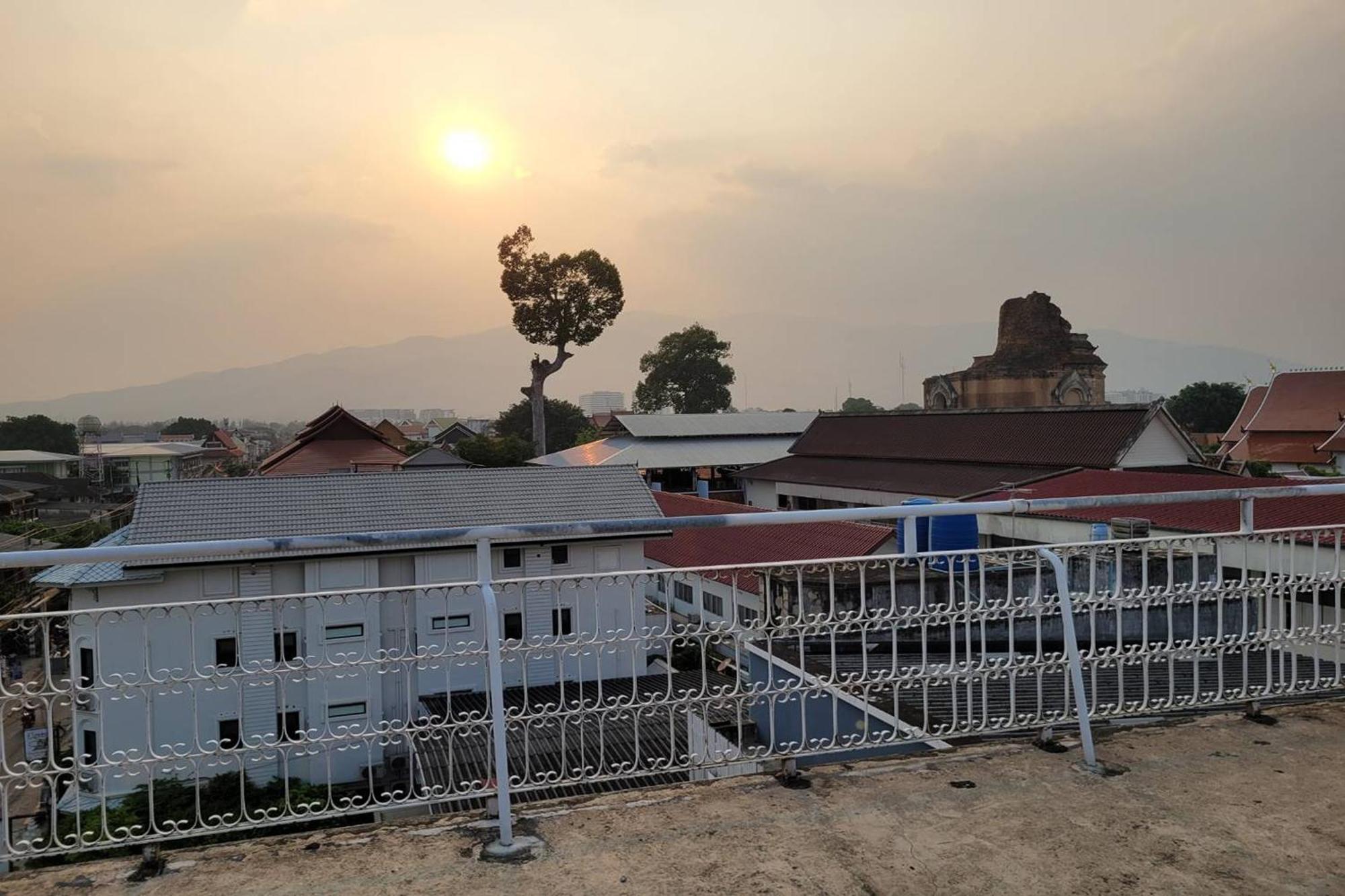 Asaya House Hotel Chiang Mai Exterior photo