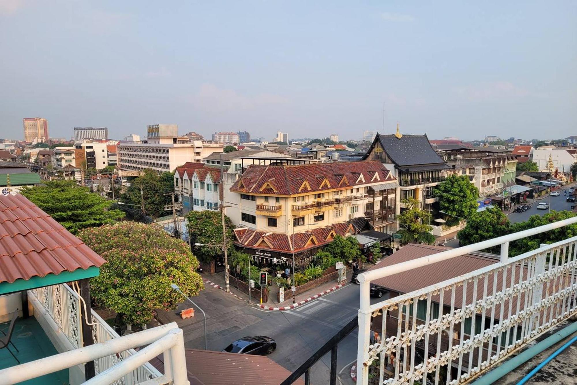 Asaya House Hotel Chiang Mai Exterior photo